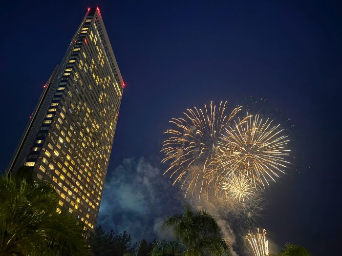 ホテルから見える打ち上げ花火